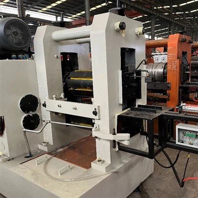 Mesin Penggulung Baji Silang Seri D46